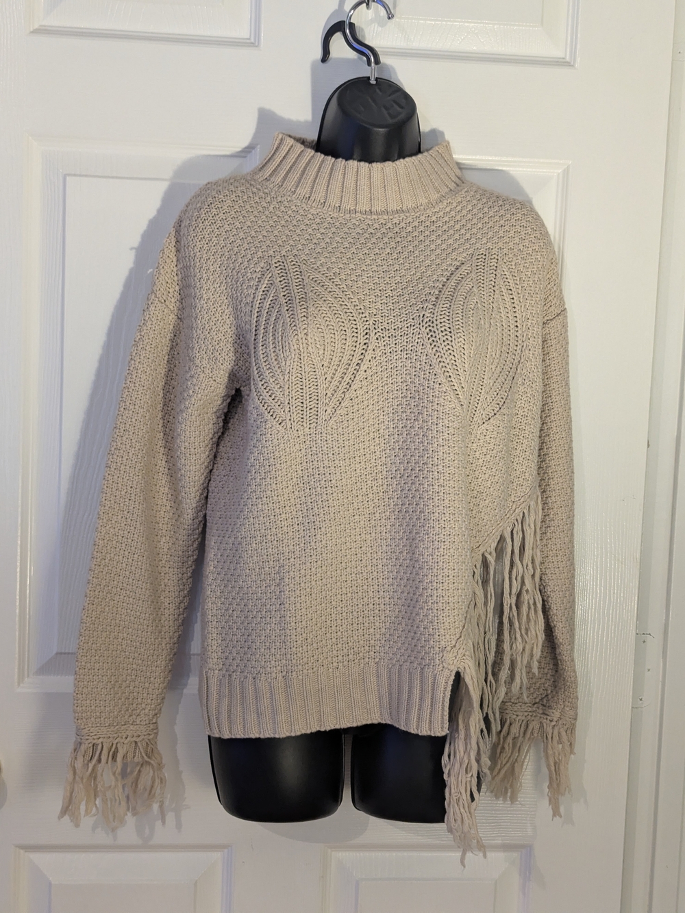 Cloud Ten Cream Fringe Knit Asymmetrical Sweater Estimated S NWT